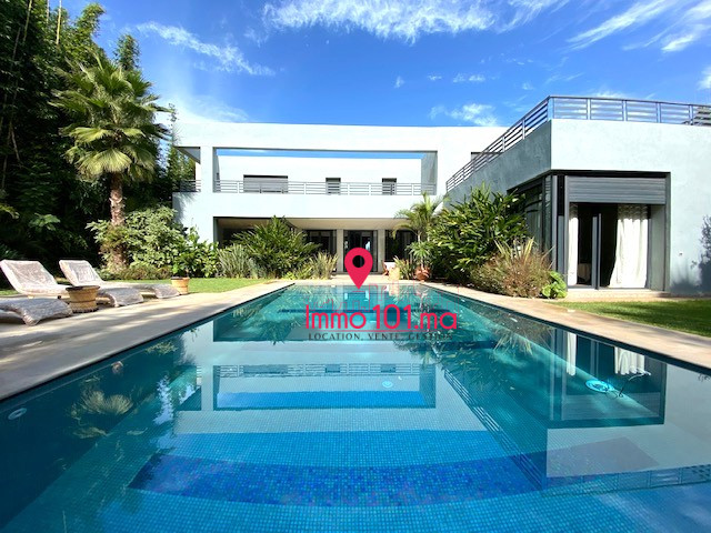 Superbe villa à vendre à Souissi ZLV2339